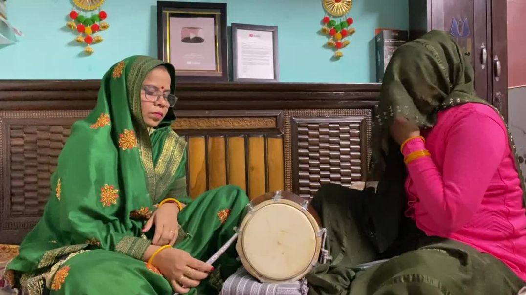 ⁣🌺माता अनसुईया पतिव्रता नारी पर 👌एक कहानी पूरा भजन के माध्यम से बताया गया है 🙏