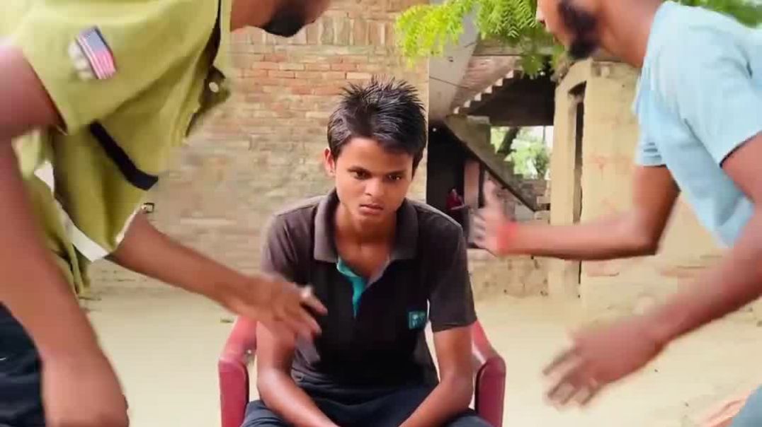 ⁣दोस्तों को Tag करो 😂👍