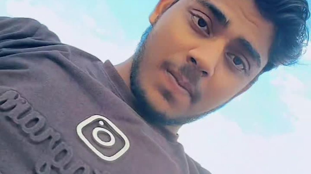 ⁣Ye mujhe kya ho gya hai kya hua karta tha me #trending #shorts #viral #video #viralvideo #viralshort