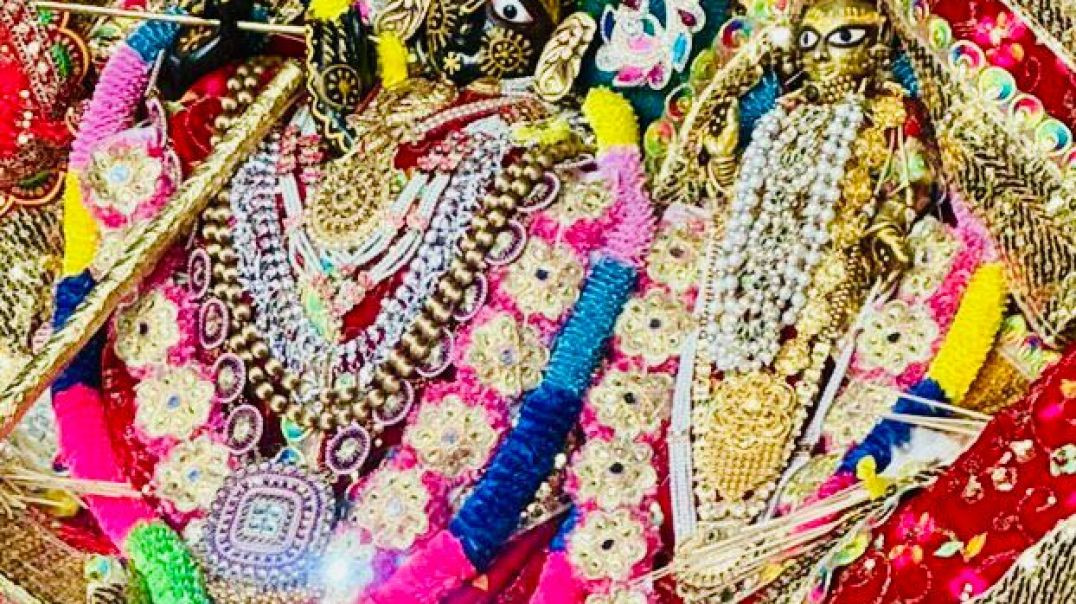 ⁣Radharani ji ke morning ke darsan karo aarti ke saath