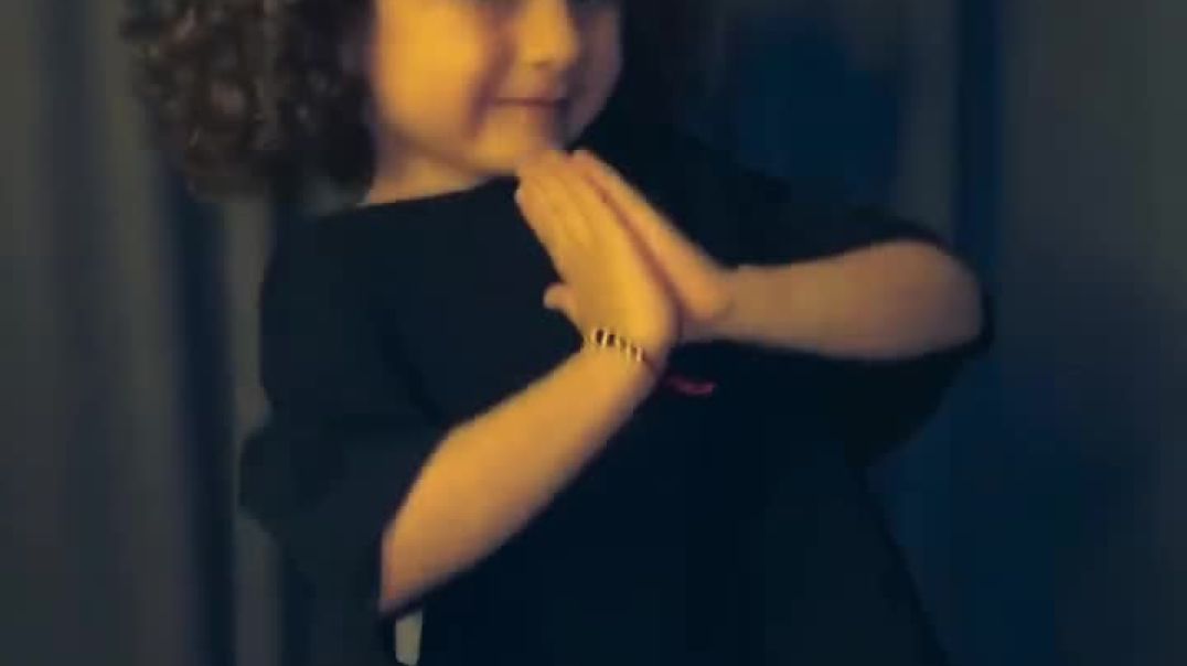 ⁣trending_12k-20251223-0001