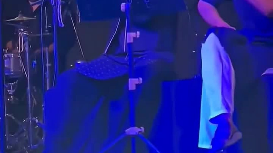 ⁣वो_भी_अपने_ना_हुए_#love_#song_#music_#viralshort_#virałreels_#respect(720p)