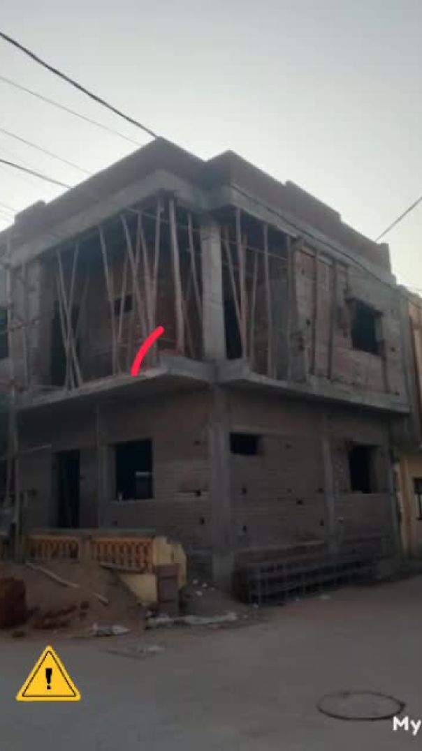 Mistri kam karigar mistri