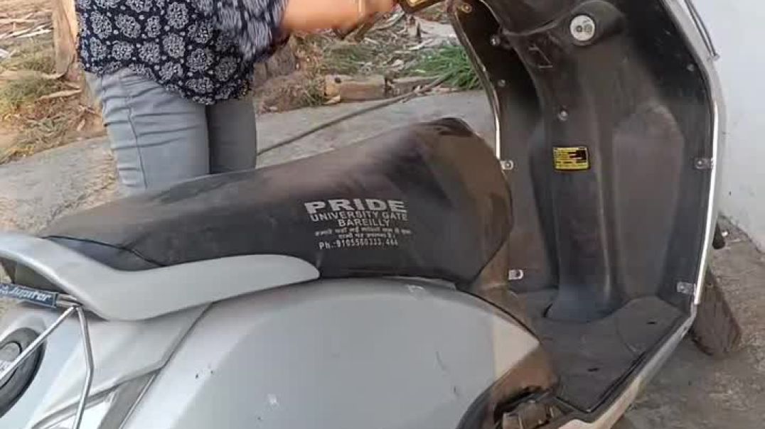 ⁣Scooty wali
