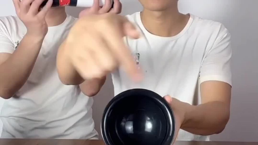 ⁣Yah Ladka Jitna Jadu dikhata tha uska bhai piche se uska pura Pol Khol deta tha