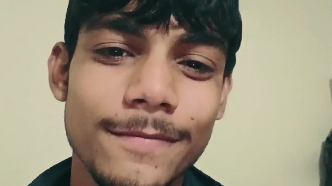 ⁣Umar se pahle hi bade ho jaate h .💔💔🥺🥹😌