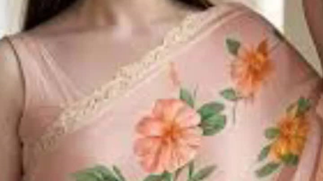 ⁣सारा तेंडुलकर माधुरी पवार रश्मिका मंदांना