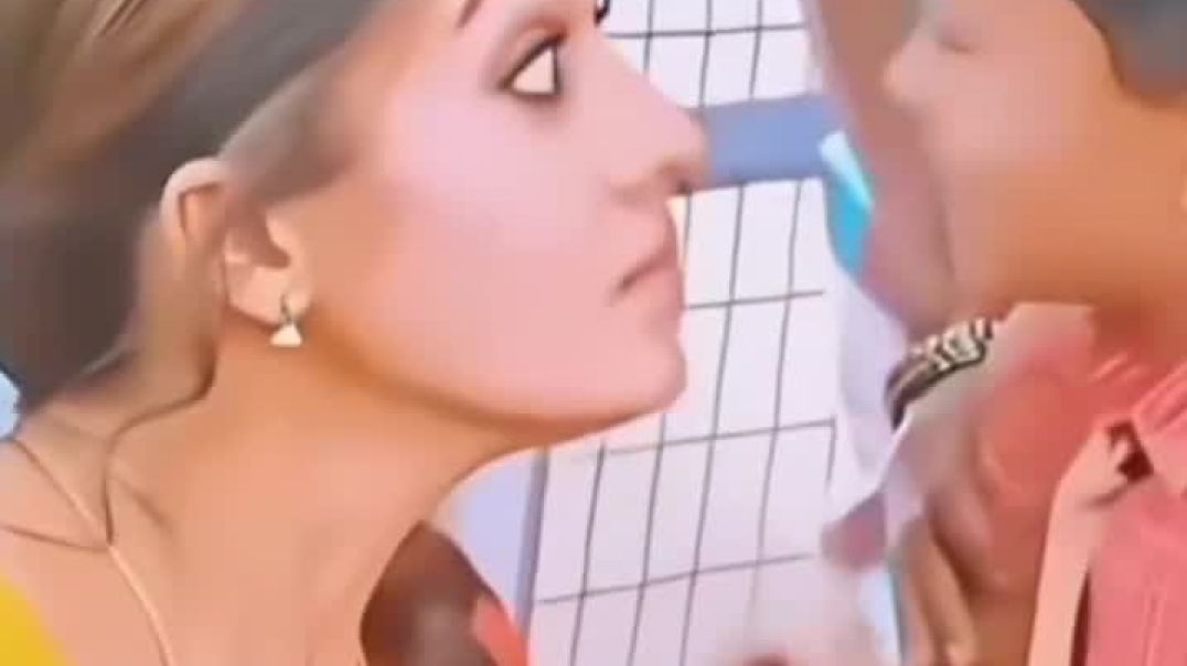 ⁣मैंडम लव दुनिया में खो गई