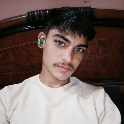 116786170612938093255