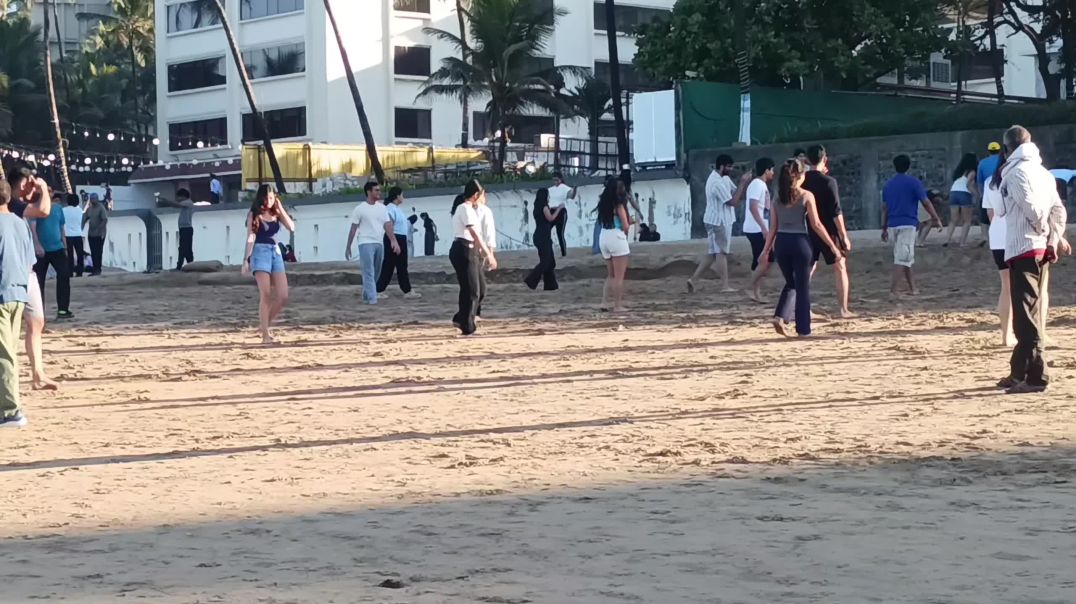 ⁣Juhu Chaupati | Juhu Beach morning New video