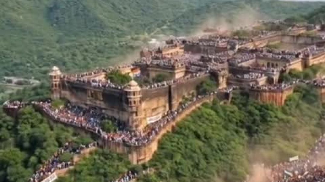 ⁣अरावली पहाड़ नहीं वीरों  की तरह है#अरावली#महाराणा प्रताप#पृथ्वीराज चौहान