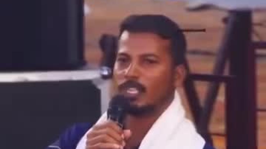 ⁣Har ek friend kamina hota hai 😁🤣🤣 example