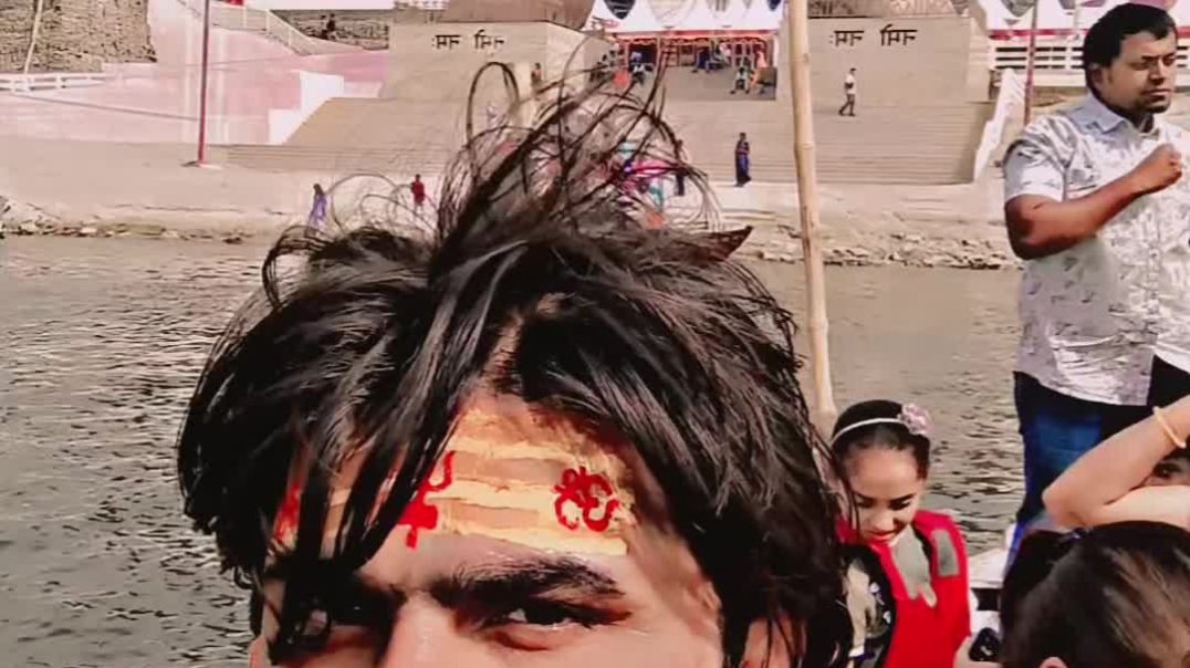 ⁣Kashi Banaras Ganga Ghat