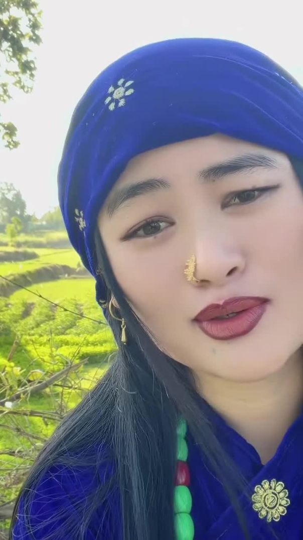 Lovely song 😊(MP4)