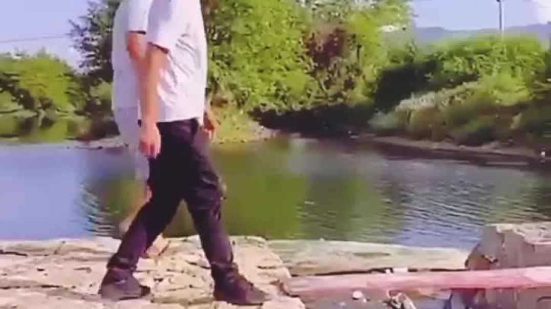 ⁣Funny short video 😂