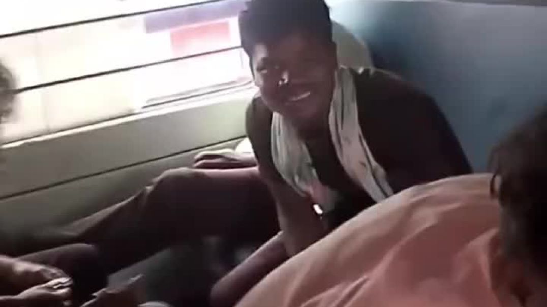 ⁣TT vs paicenger 😃 comedy