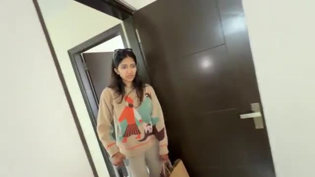 ⁣Shadi_K_baad_Nikal_Gaye_😍_Trip_Pe(360p)