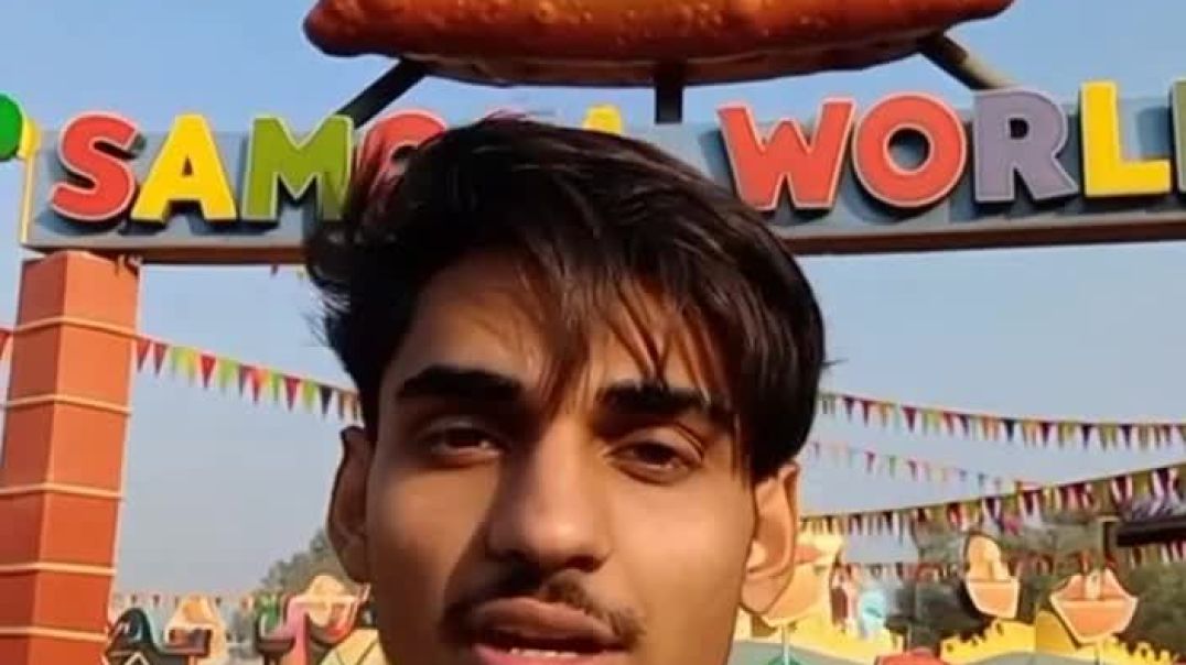 ⁣Hello guys I'm blogger