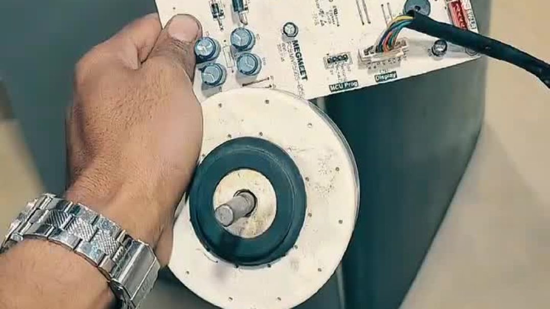 VID_20251205_183928_345