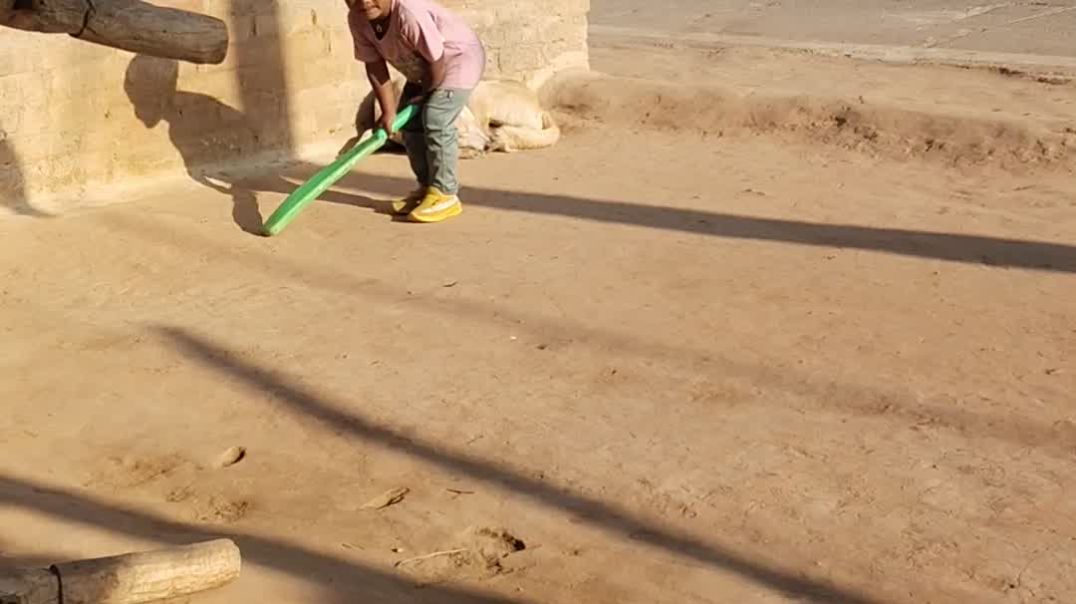 ⁣Priyansh played cricket