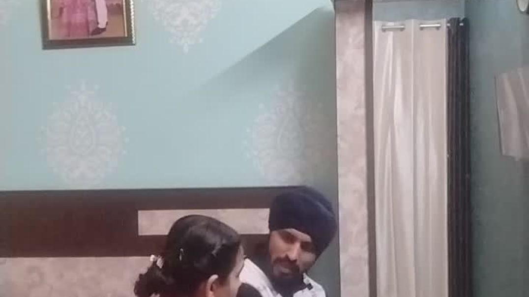 ⁣# Woman Help in line # Couple comedy #  funny videos 😂😂😂😂😂😂