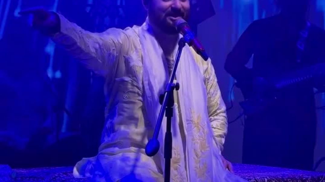 ⁣Jo apne the, wahi sabse pehle badal gaye