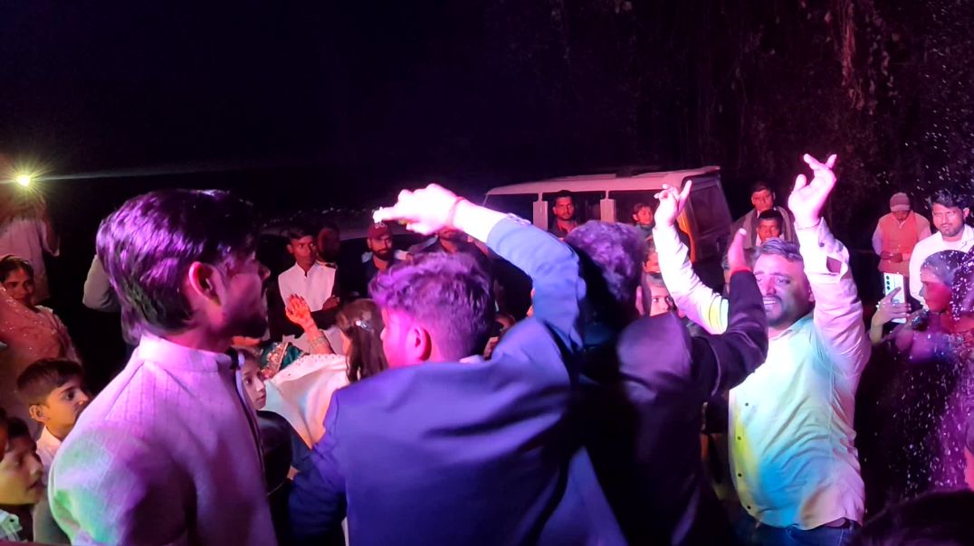 VID_20251125_180415604