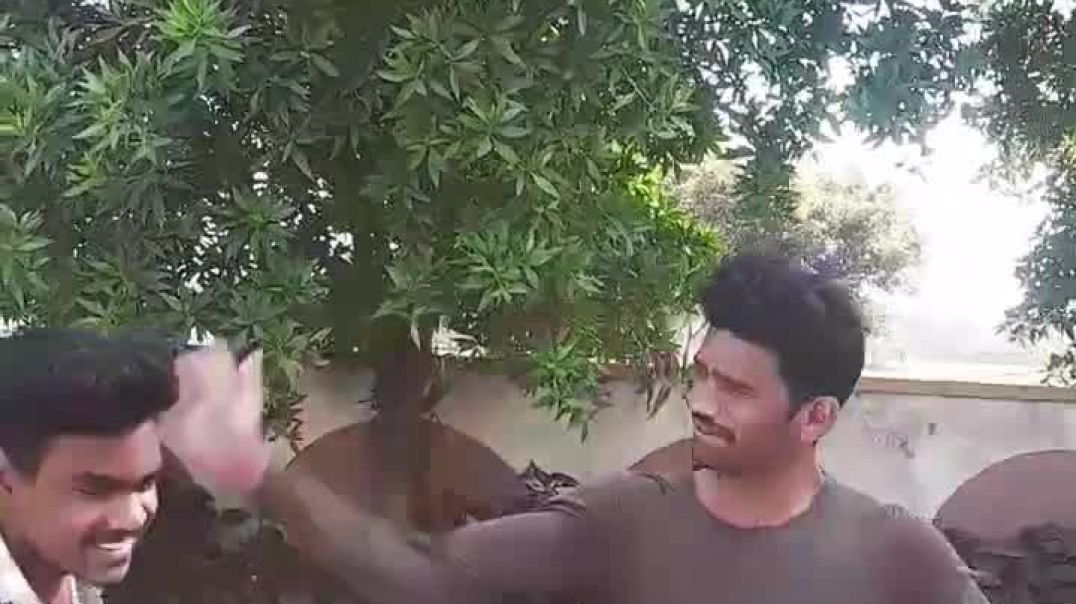 ⁣"मेरा गरीब दोस्त… पर आज जो हुआ वो कोई नहीं जानता 😳😂