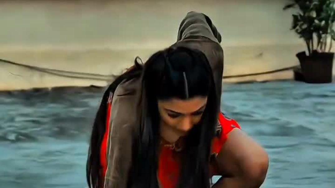 ⁣vs_Rashmika💯_#shorts_#viral_#youtubeshorts_#thamma(720p)