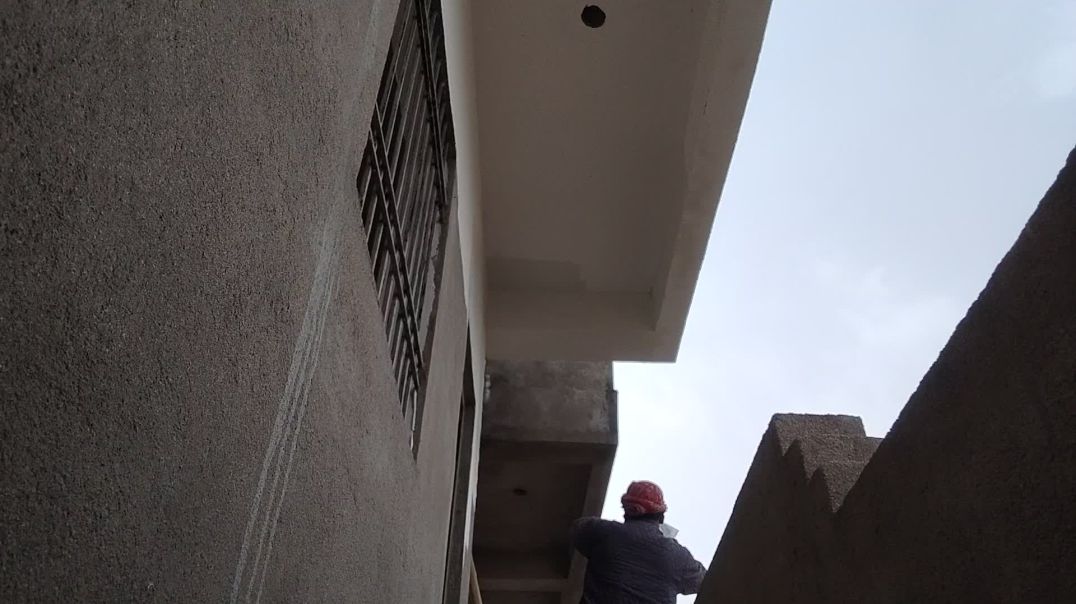 ⁣Wall putty keise hotha hai