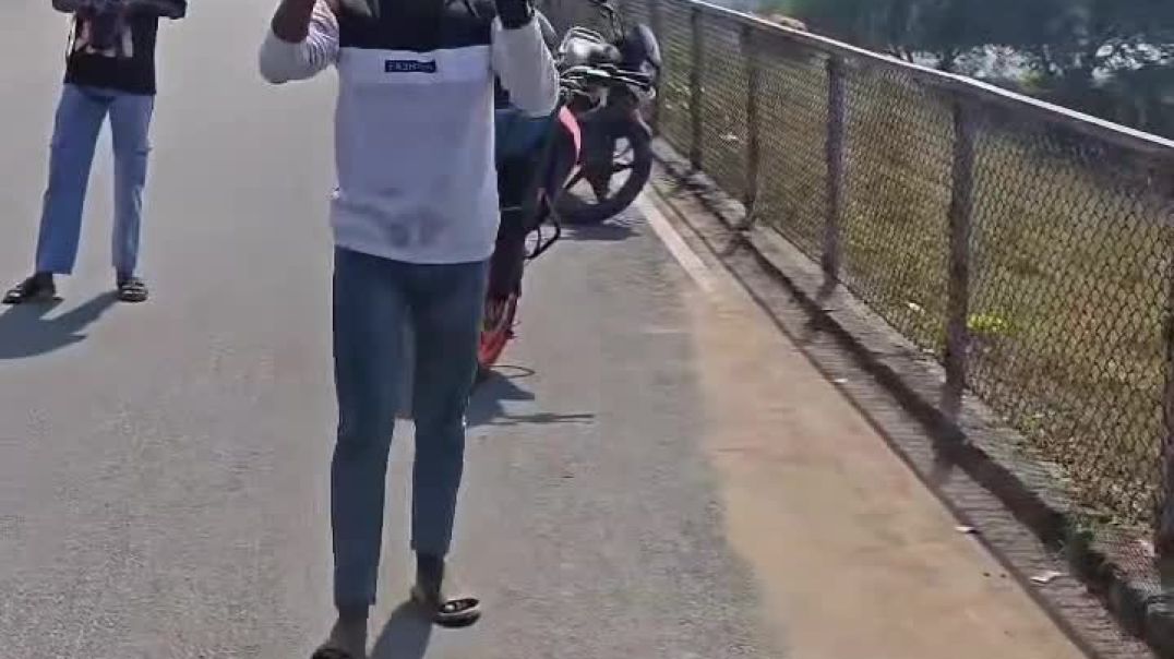 ⁣Aaj hamare sath rider me dog bhi aaya hai