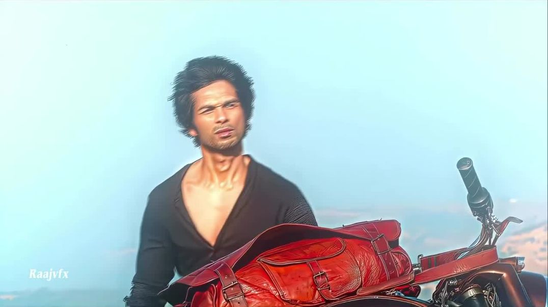 ⁣Kyun_khwaab_du_❤️‍🩹__#explorepage✨_#bollywoodsongs#love#apnabanalepiya_#lovesongs❤️reels🎧