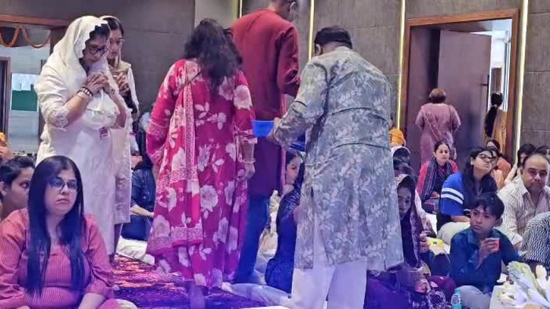 ⁣Sahbad gurvani in guru ji satsang