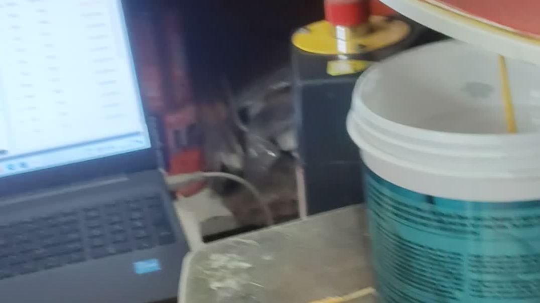 ⁣Pant mixing machine #shot #paint #mixing