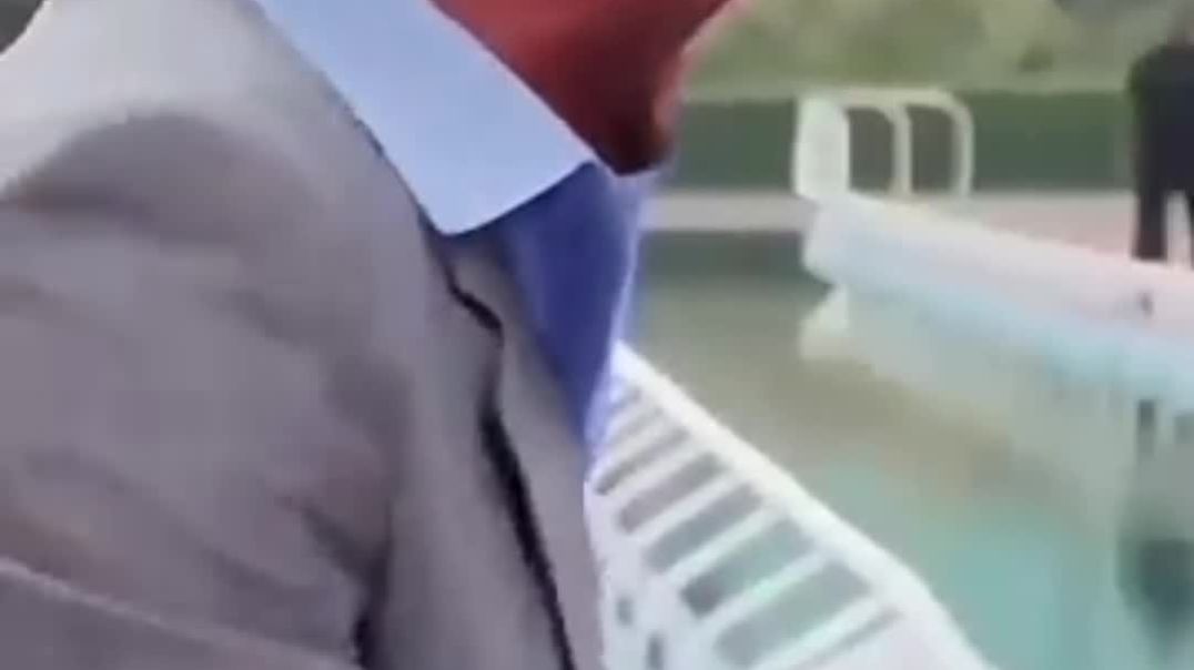 ⁣भाई ने तो सच बोल दिया! 😂🔥#funny #roast  #comedy #viral #instareels