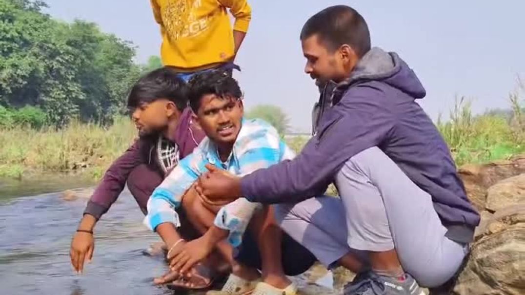 ⁣ठंड_को_कुछ_जादा_ही_हल्के_में_ले_लिया_🥶🥶__#comedy_#waitforend_#viralreels_#winterspecial__#foryou_#ex