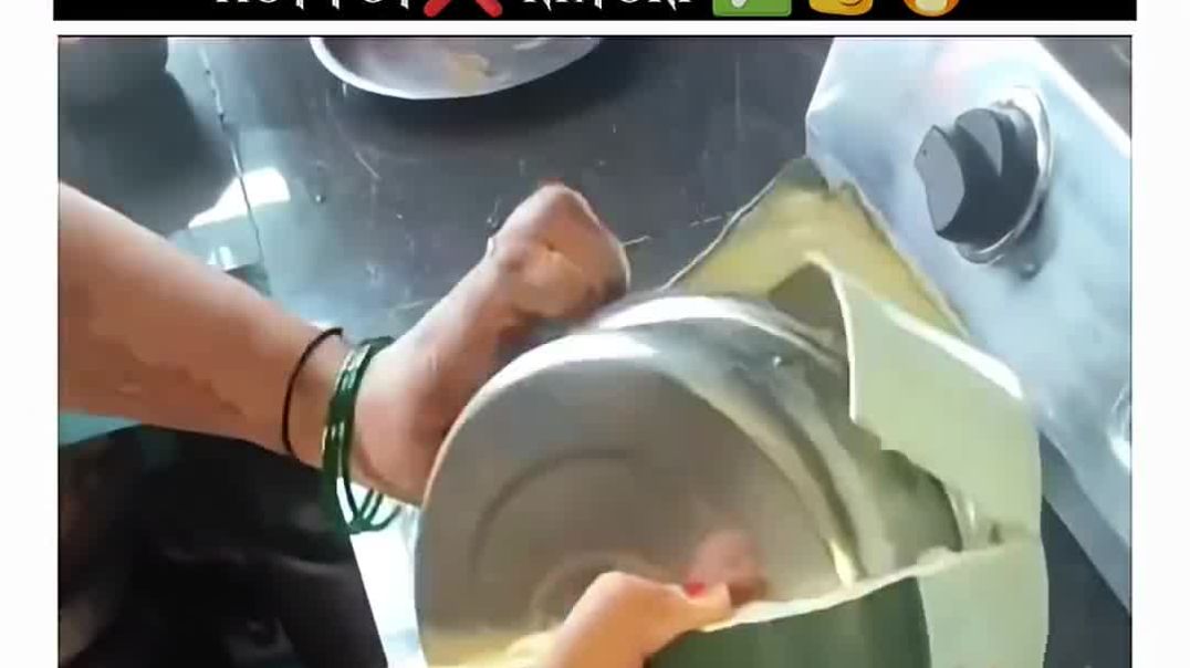 ⁣Introducing_the__VitaWear_SmartBand,__a_next-generation_wearable_gadget🎉__part_-2_(1080p)