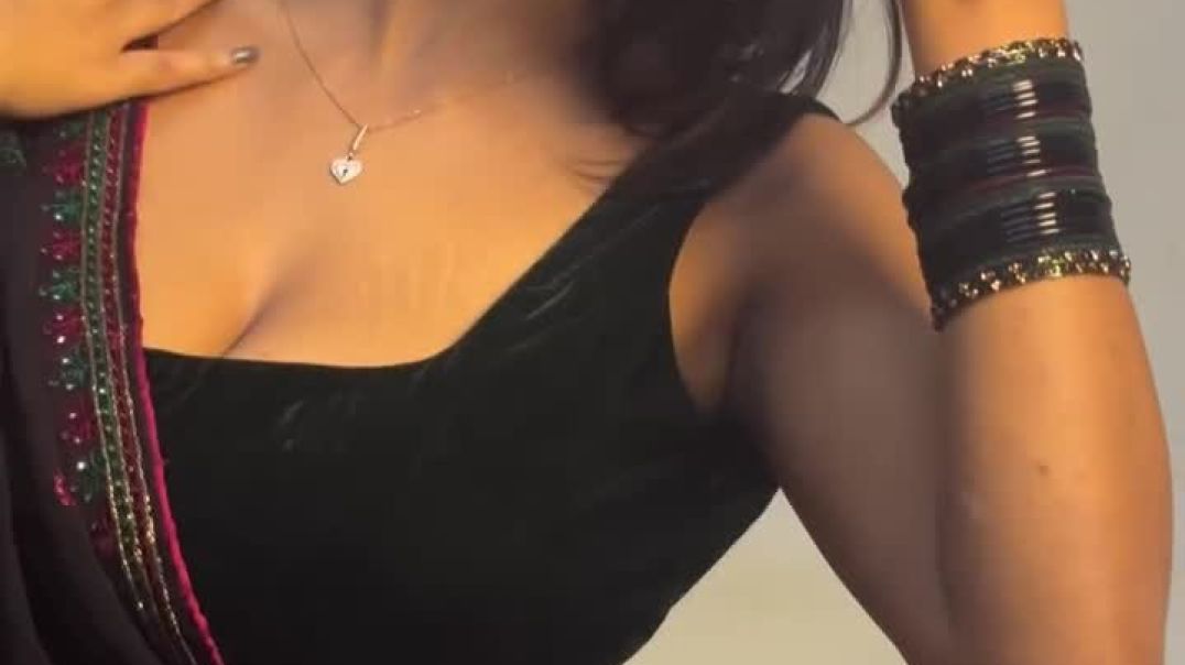 ⁣Patli Patli Kamar💃🏼🪩