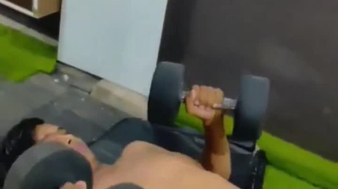 ⁣_chest workout _gym shorts _ vairal shorts(720P_HD)