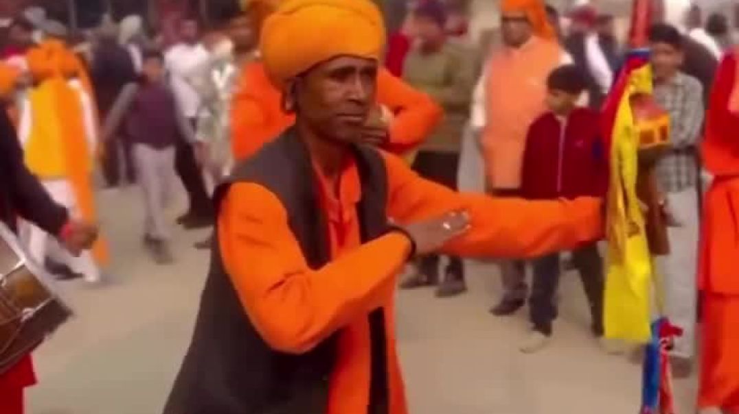 ⁣मैं 2026 ka भविष्य देखते हुए ___future _meme _fun _enjoylife _happy _funnyreels _baba _planb _share 
