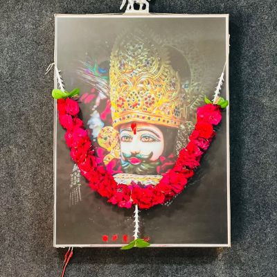 105328778256186643084 