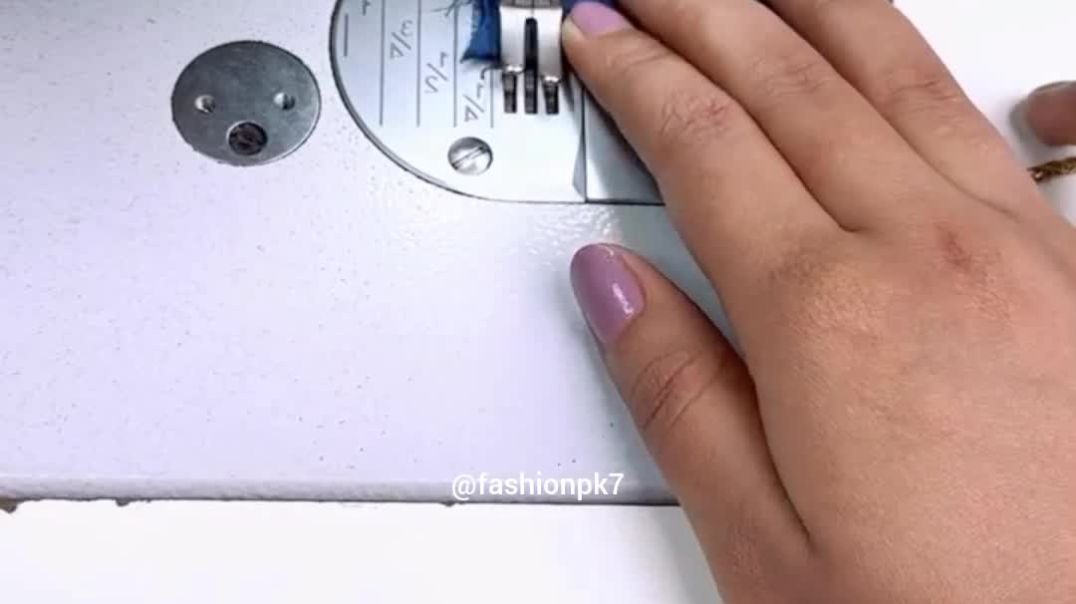 ⁣Beautiful latkan design