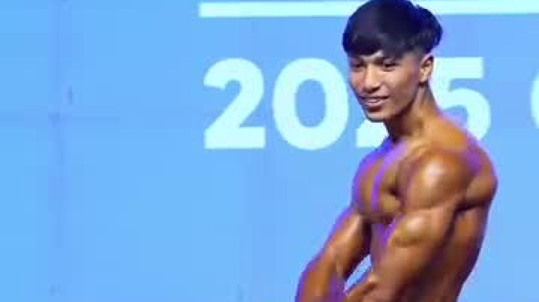 Winner_of_the_Junior_and_Open_Classic_divisions,_Priyanshu_Negi,_at_Musclemania®_Bangalore_2025!_