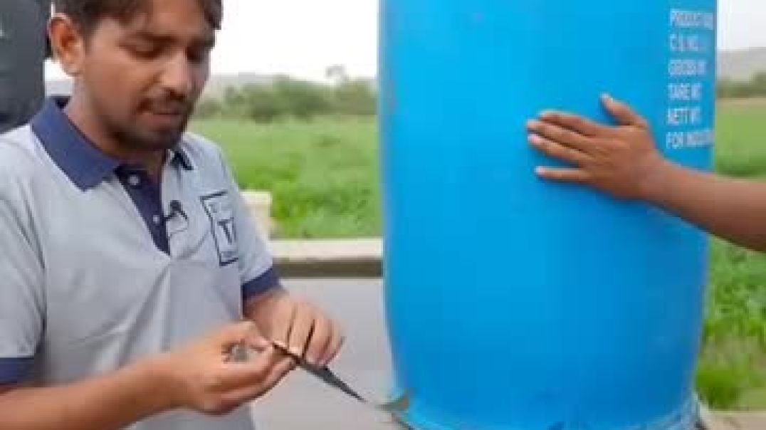 ⁣Waterproof tape 🤯