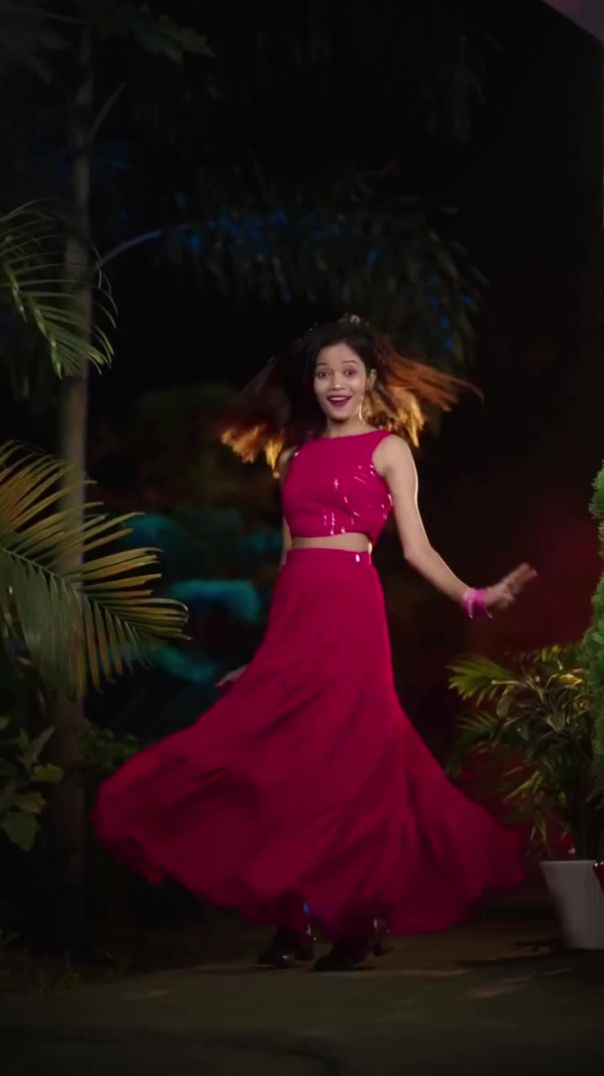 Dil ko chura liya 🩷. #viral #explore #instalike #trendingreels