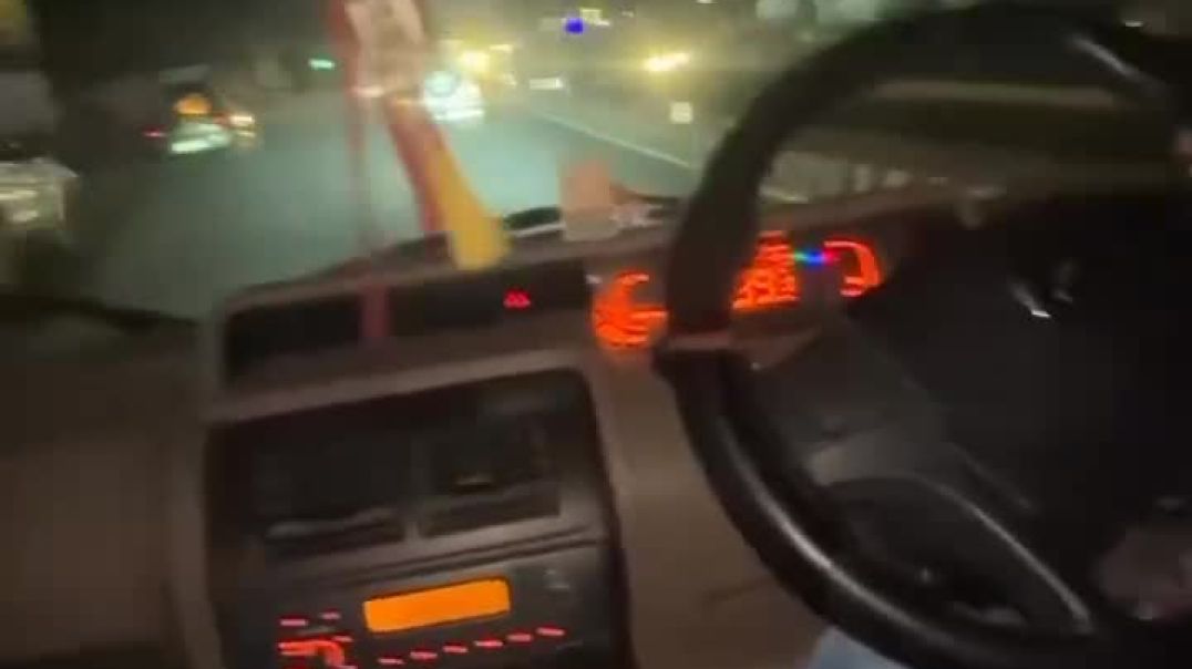 ⁣apni to ak hi Chand jisme duniya basti hai