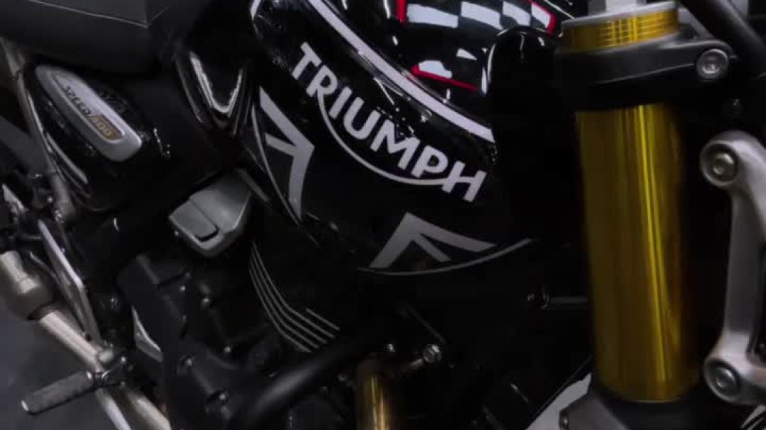 ⁣TRIUMPH Bike full PPF installation kaise kare