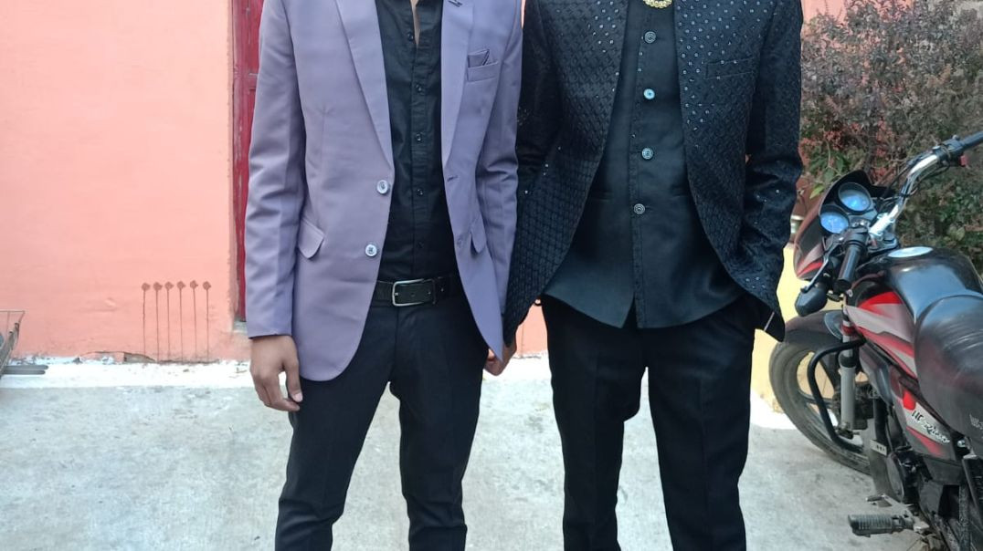 VID_20251121_180424_174