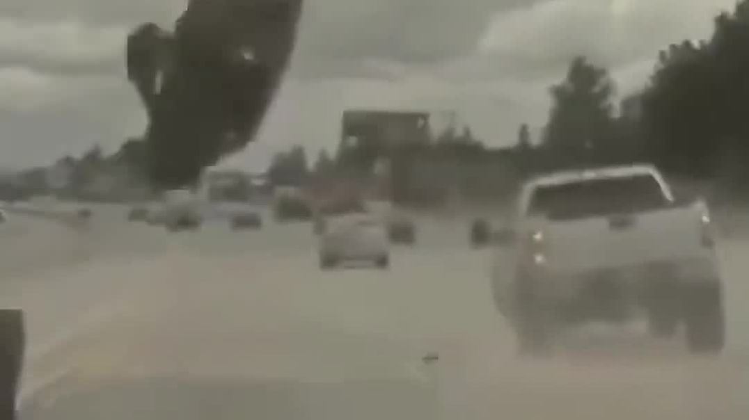 ⁣प्रेमानंद जी ने बताया मौत से बचाने वाला मंत्र _viral(1080P_60FPS)