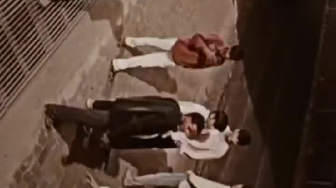 VID_20251124_181022_069